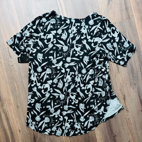 Torrid Looney Tunes Bugs Tunic - Picture 6 of 7